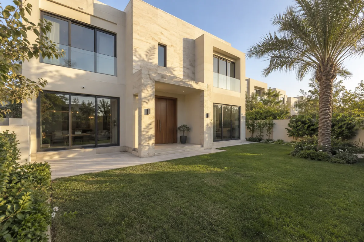 Contemporary villa